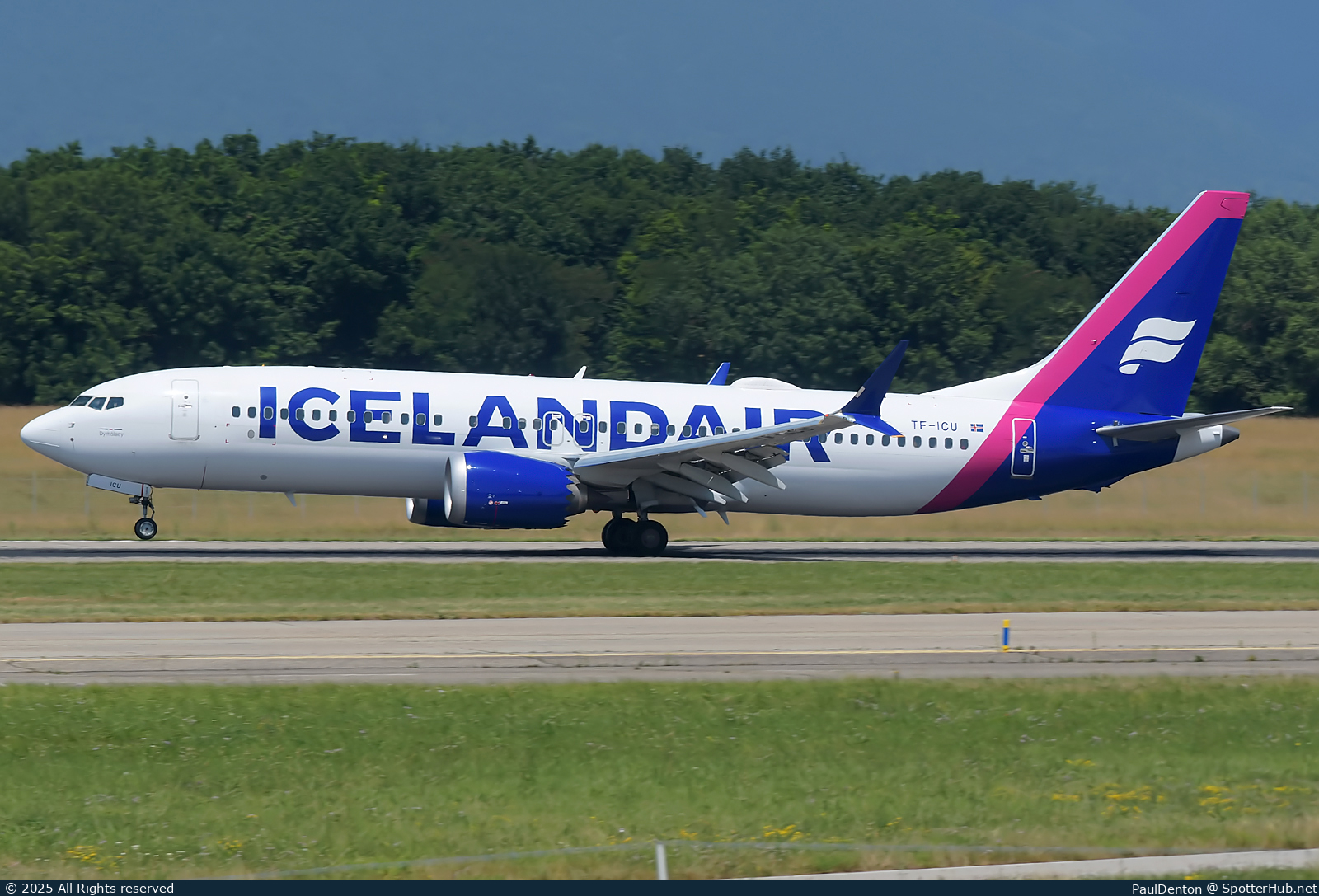 Photo of TF-ICU - Boeing 737 MAX 8 operated by Icelandair