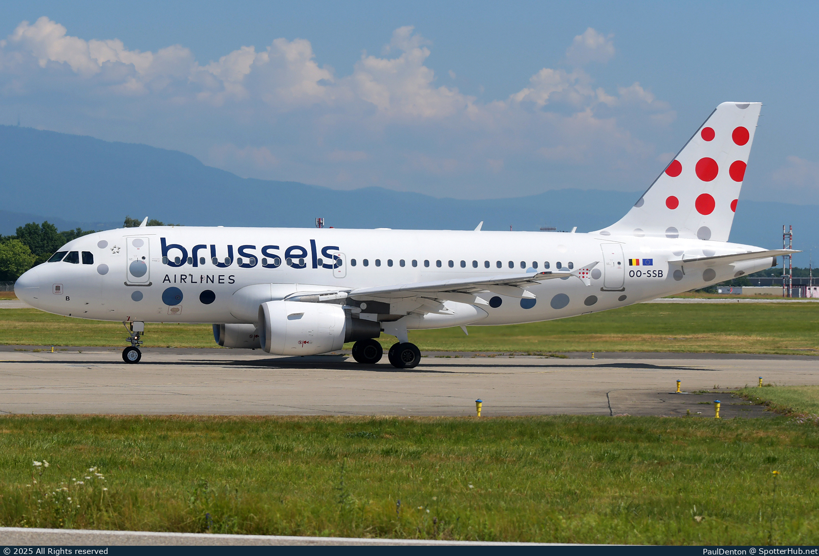 Photo of OO-SSB - Airbus A319-111 operated by Brussels Airlines