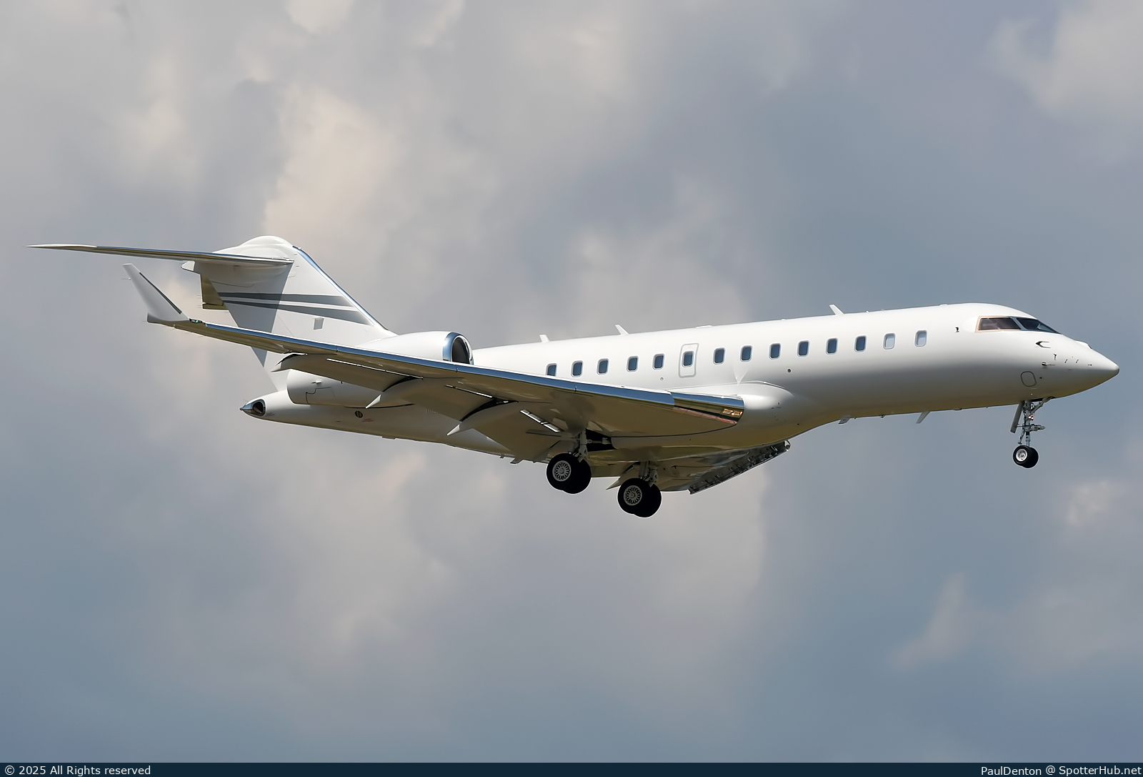 Photo of M-ARIA - Bombardier Global 5000 operated by Private