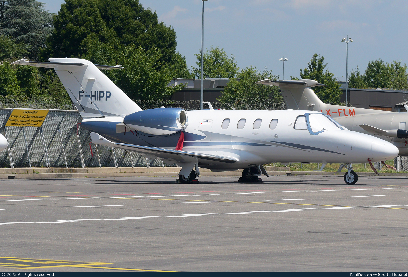Photo of F-HIPP - Cessna 525 Citation M2 operated by Priv'Air