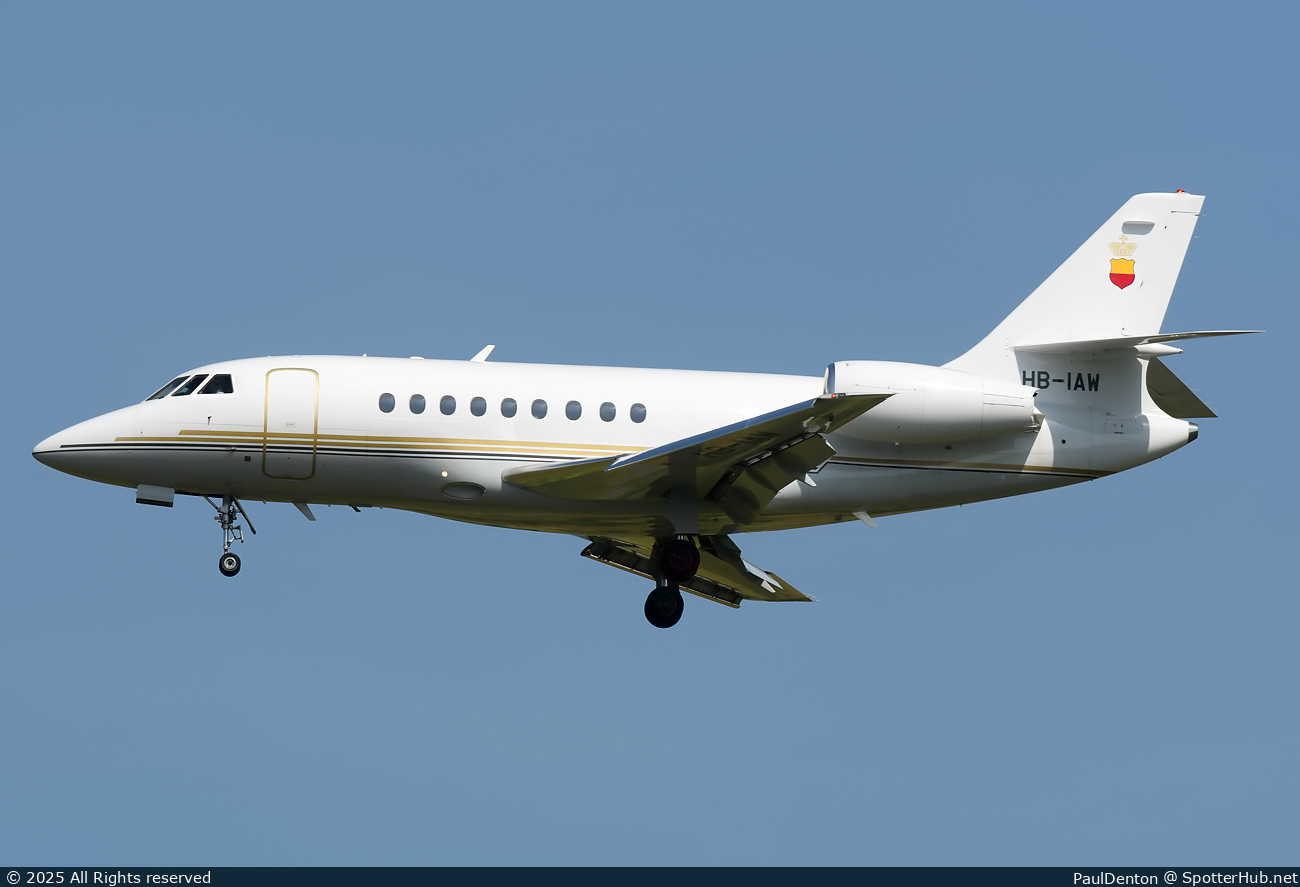 Photo of HB-IAW - Dassault Falcon 2000 operated by Liechtenstein Royal Flight (opb starjet Establishment for Aviation)