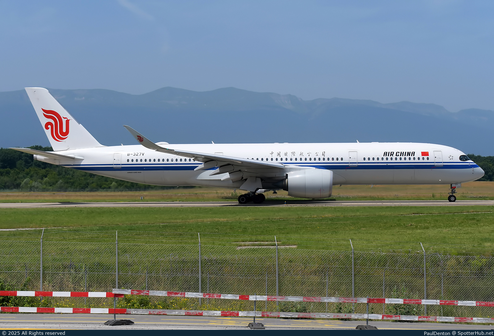 Photo of B-327V - Airbus A350-941 operated by Air China