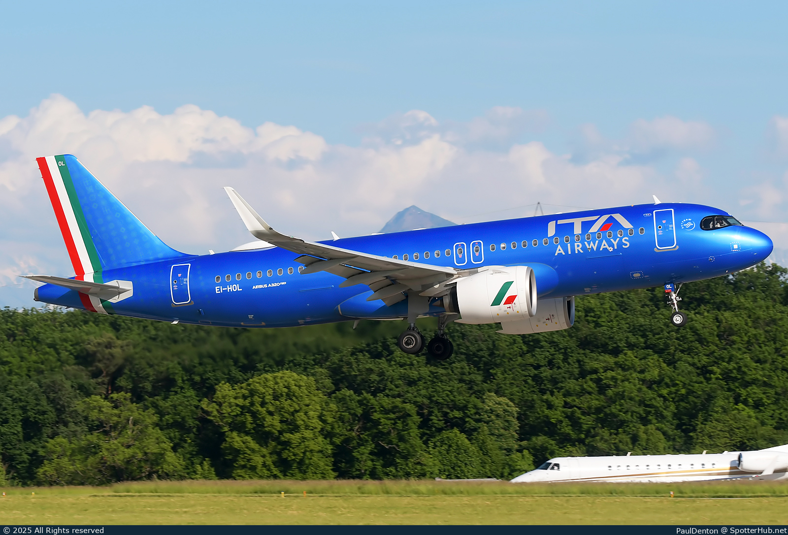 Photo of EI-HOL - Airbus A320-272N operated by ITA Airways