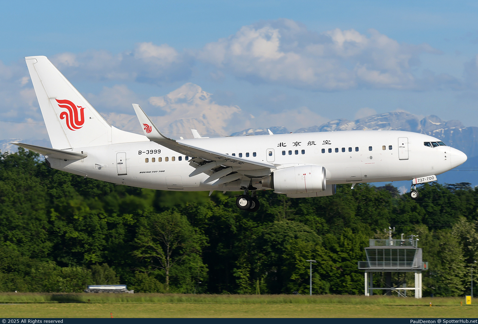 Photo of B-3999 - Boeing 737-79L(BBJ) operated by Beijing Airlines