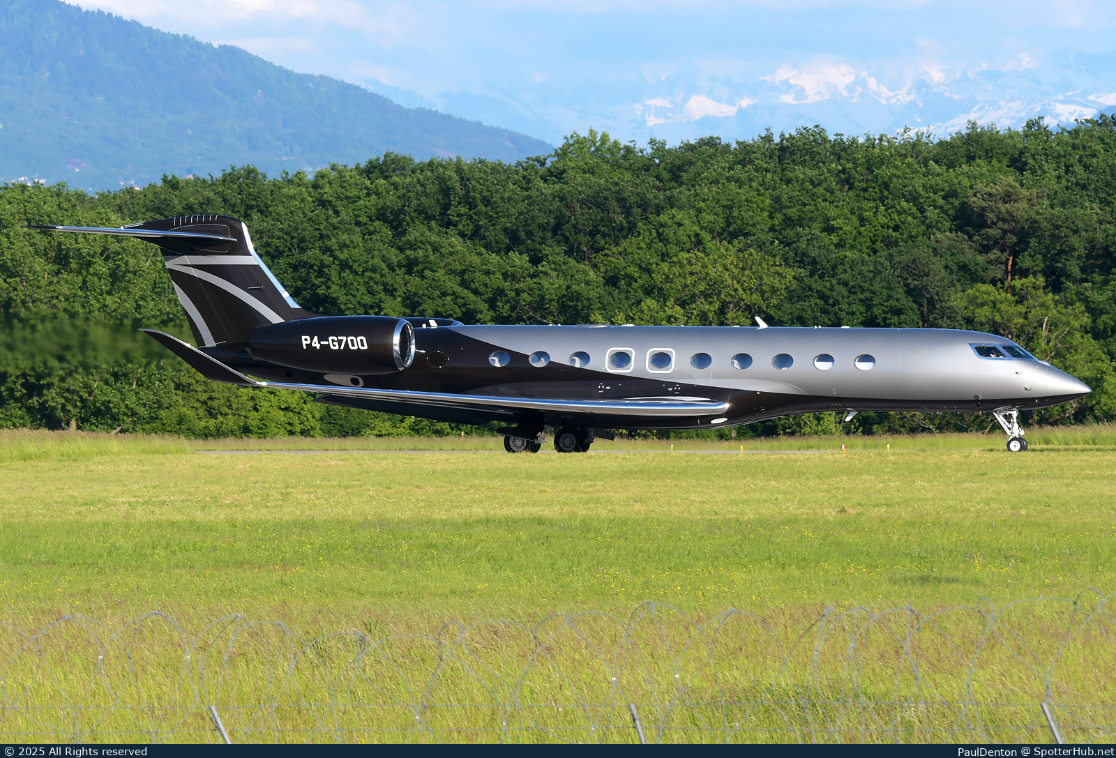 Photo of P4-G7OO - Gulfstream G700 operated by Global Jet Aruba