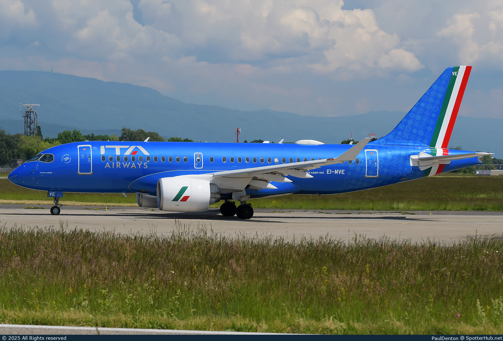 Photo of EI-MVE - Airbus A220-100 operated by ITA Airways
