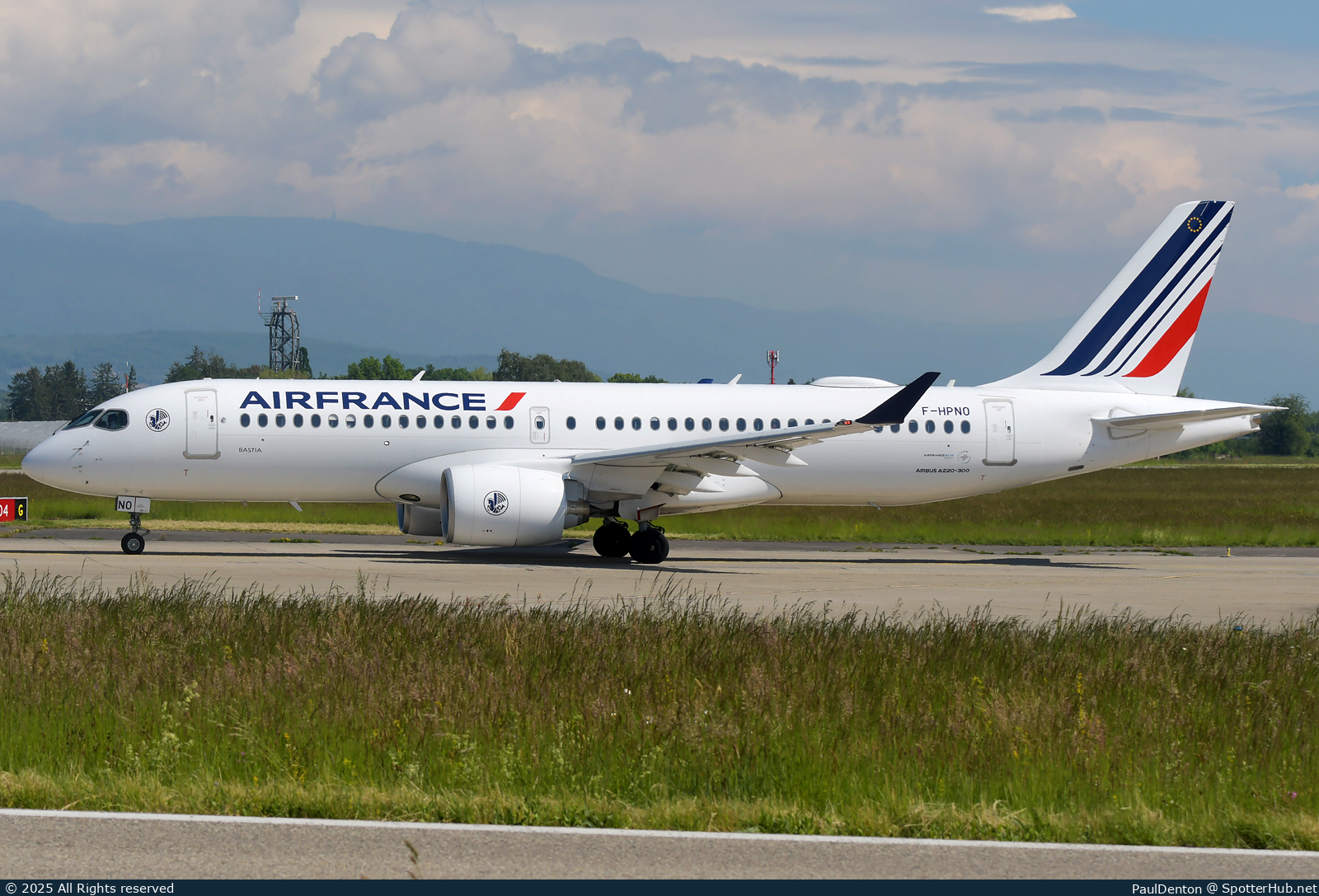 Photo of F-HPNO - Airbus A220-300 operated by Air France