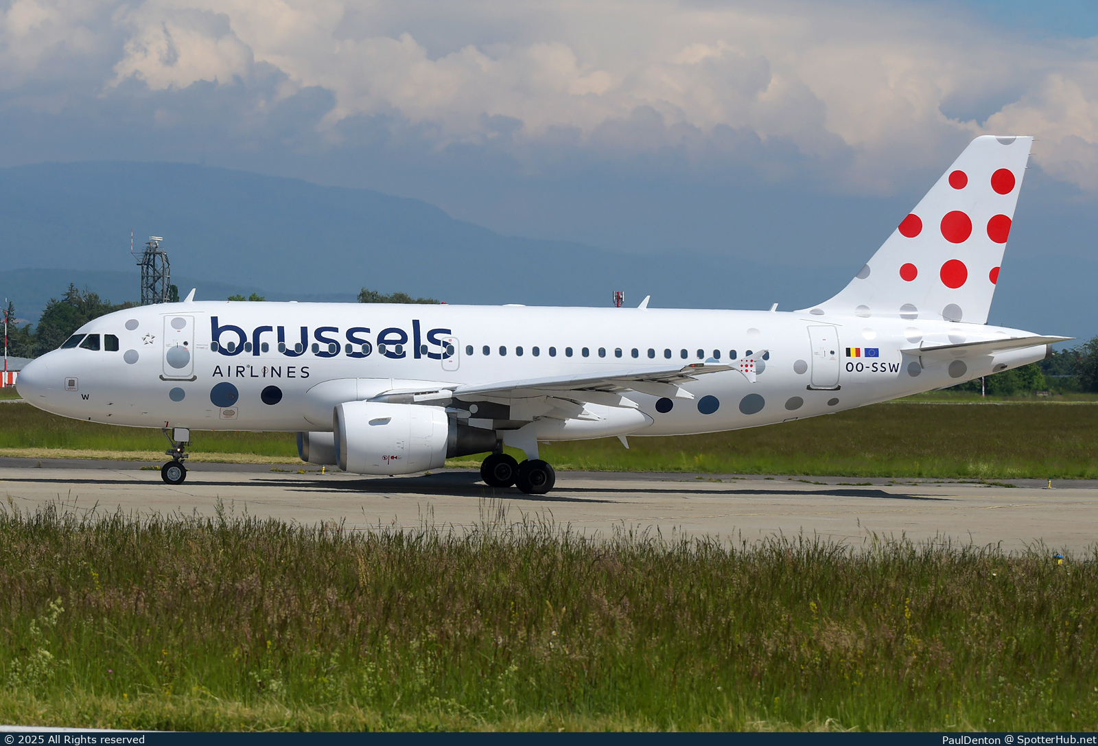 Photo of OO-SSW - Airbus A319-111 operated by Brussels Airlines