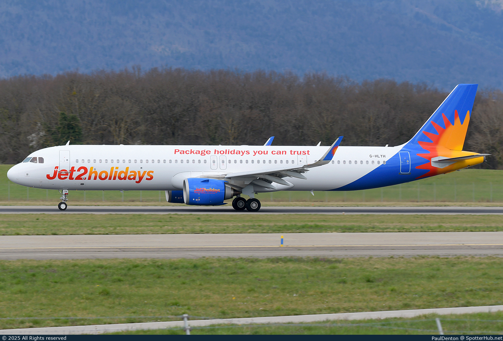 Photo of G-HLYH - Airbus A321-251NX operated by Jet2