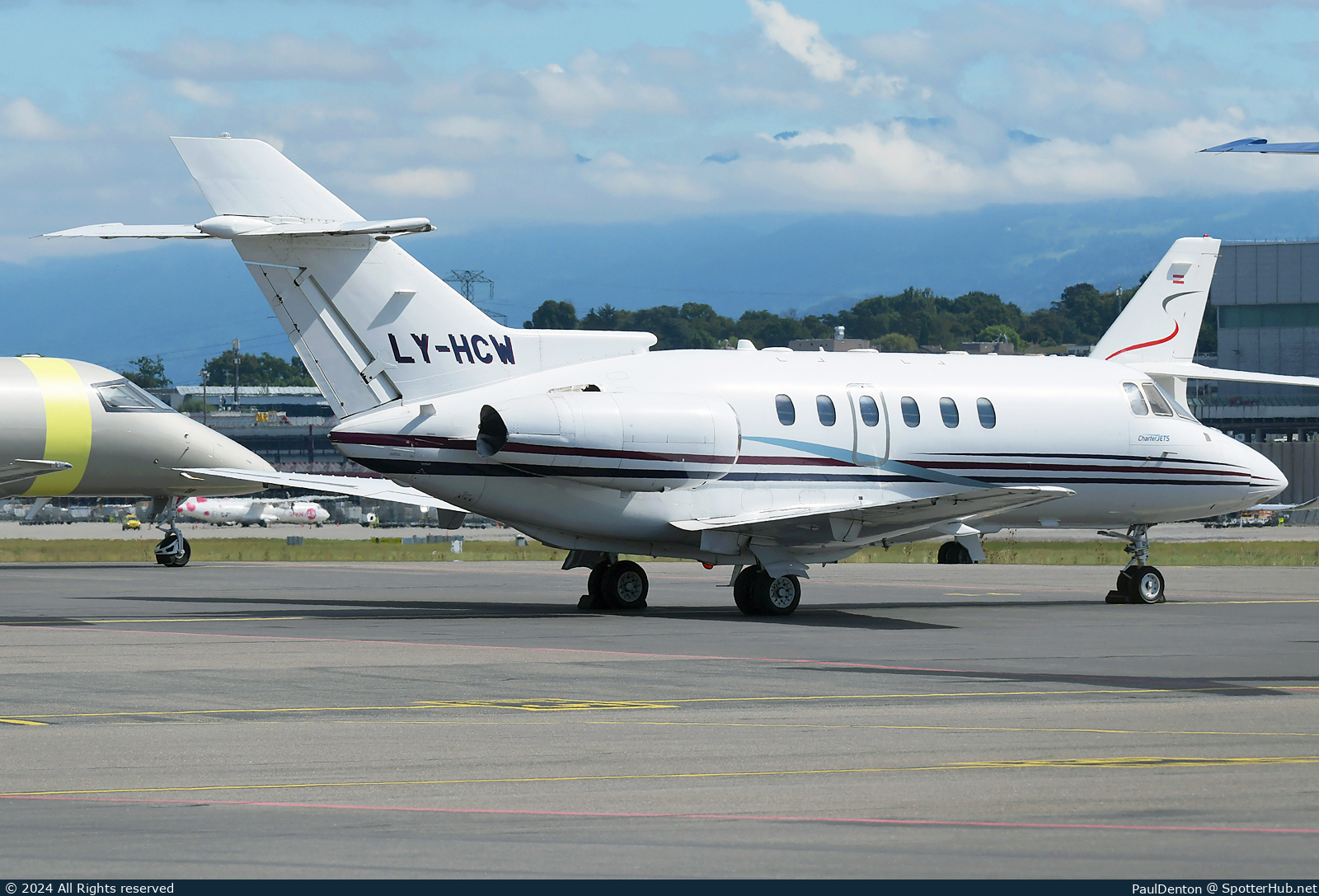 Photo of LY-HCW - Hawker Beechcraft 800XP operated by Charter Jets