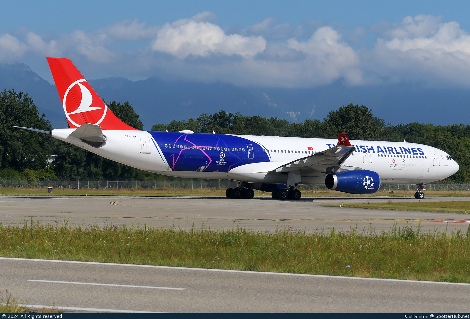 Photo of TC-JNM - Airbus A330-343 operated by Turkish Airlines