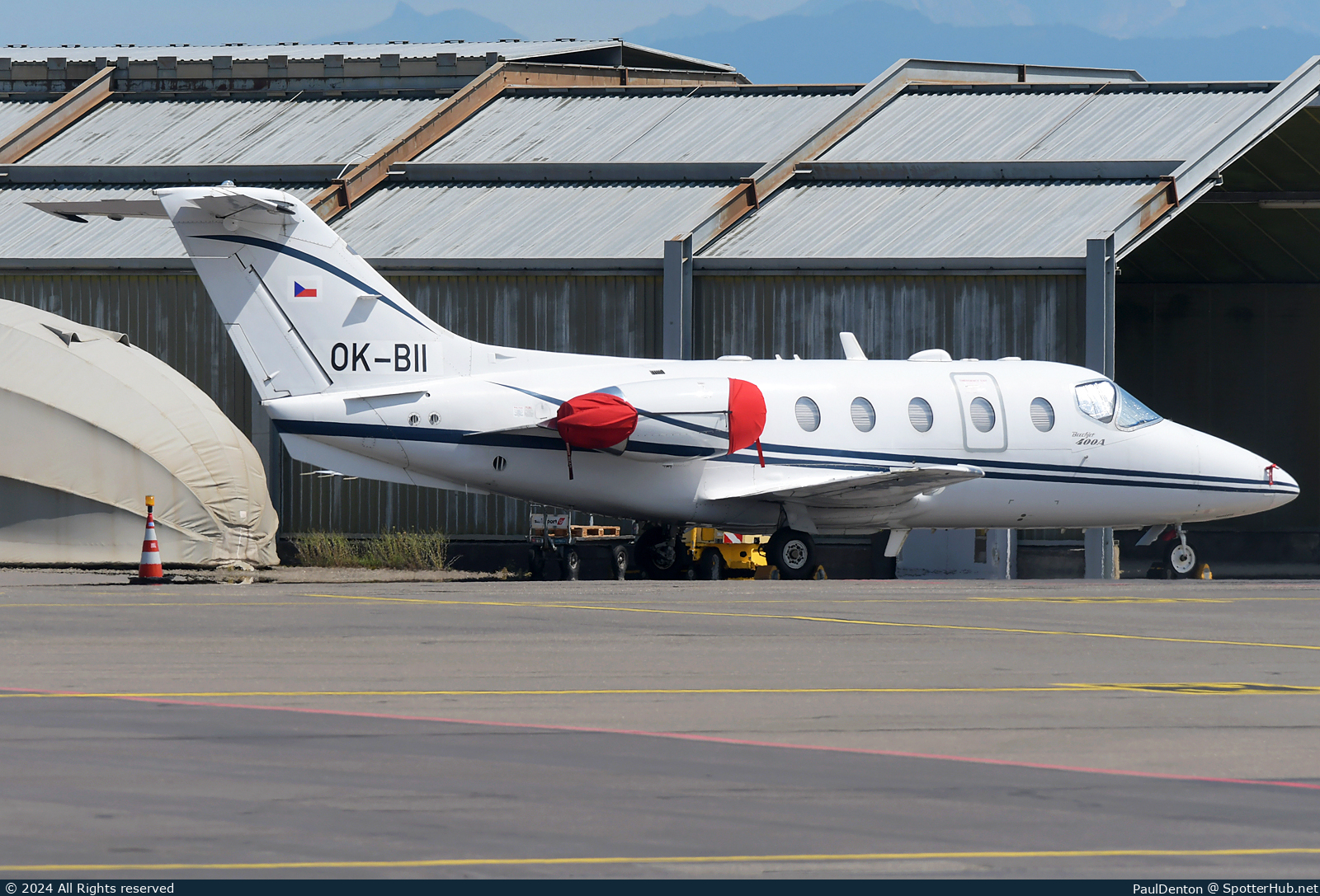 Photo of OK-BII - Hawker Beechcraft 400A operated by JetBee Czech