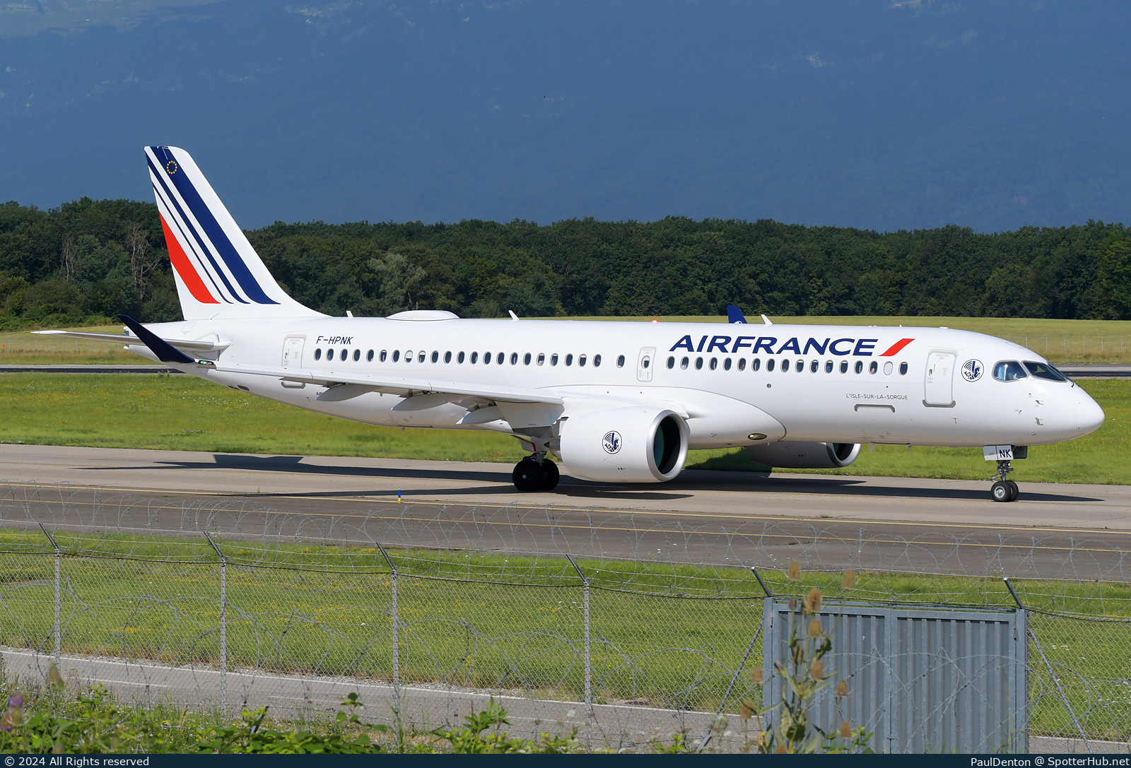 Photo of F-HPNK - Airbus A220-300 operated by Air France