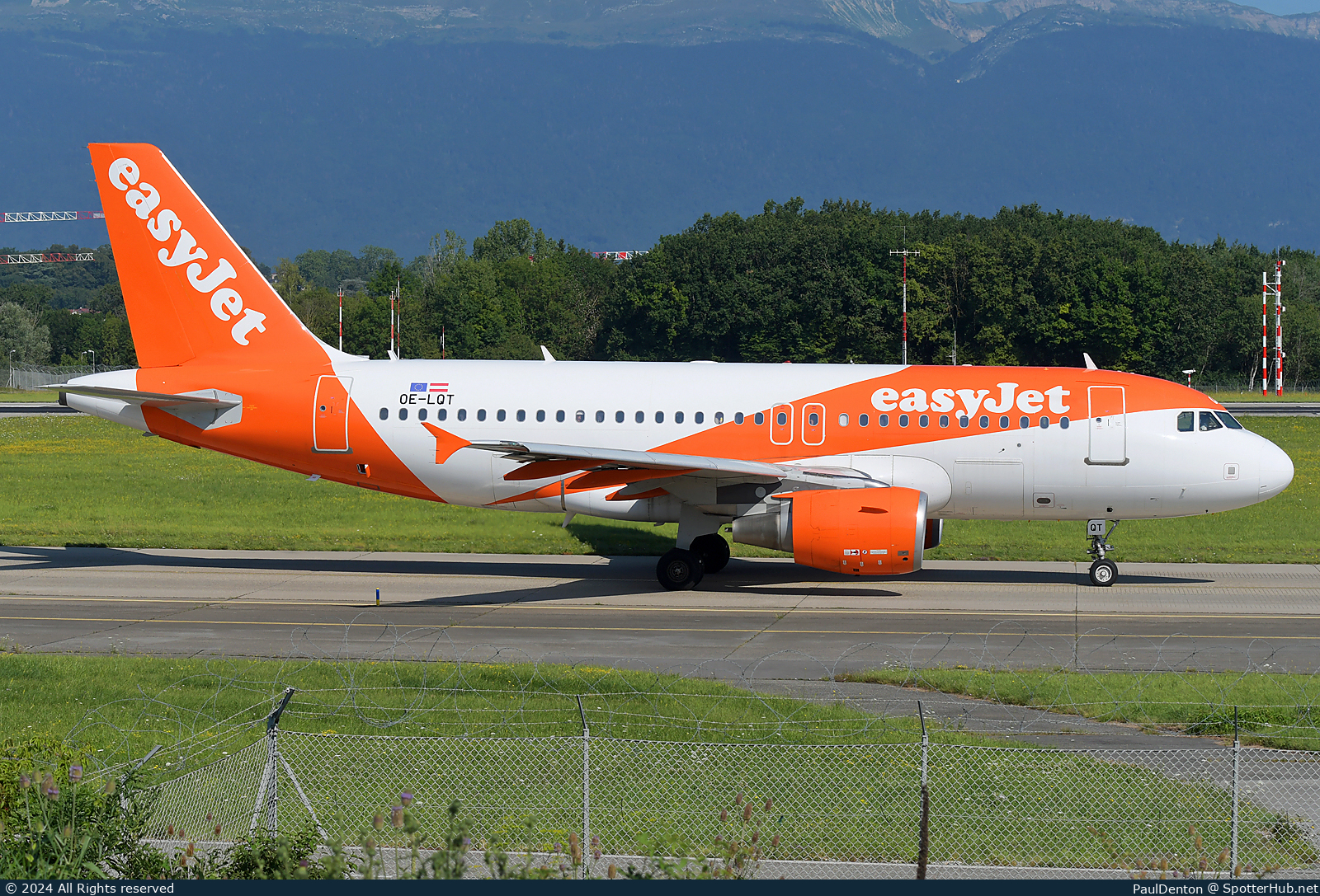 Photo of OE-LQT - Airbus A319-111 operated by easyJet Europe