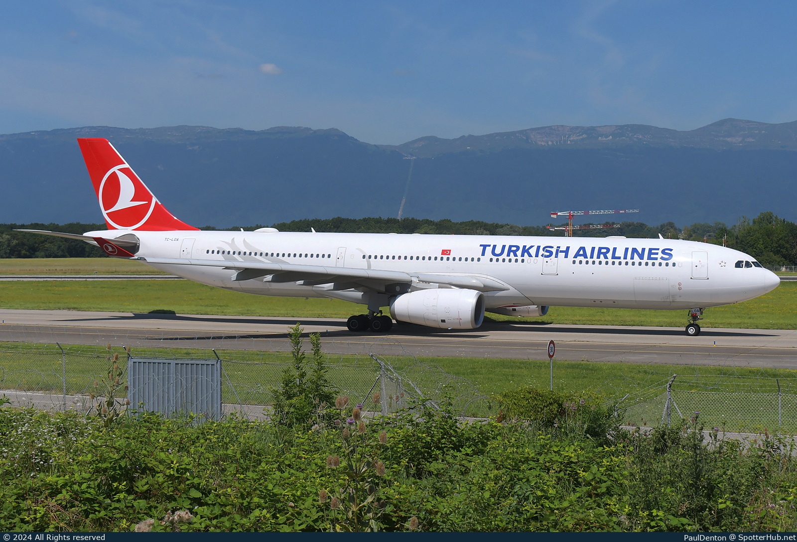 Photo of TC-LOA - Airbus A330-343 operated by Turkish Airlines