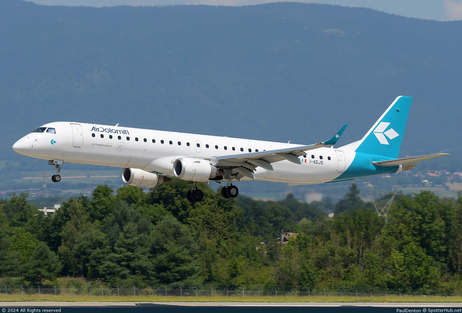 Photo of I-ADJS - Embraer ERJ-195LR operated by Air Dolomiti