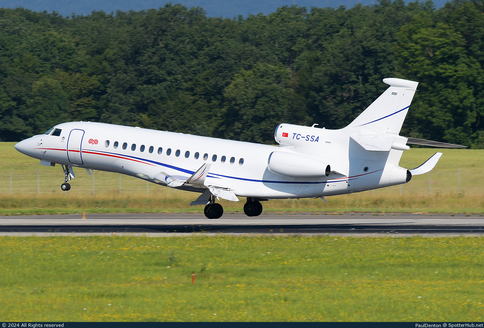 Photo of TC-SSA - Dassault Falcon 8X operated by Setair