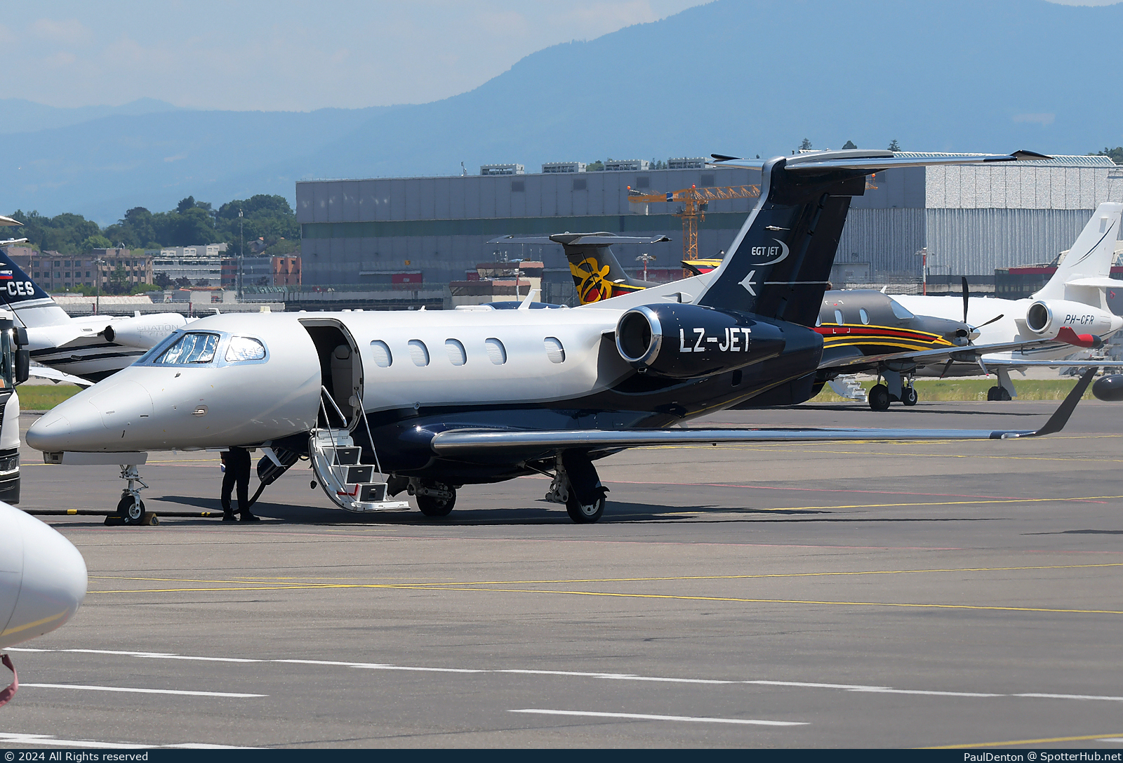 Photo of LZ-JET - Embraer Phenom 300E operated by EGT Jet