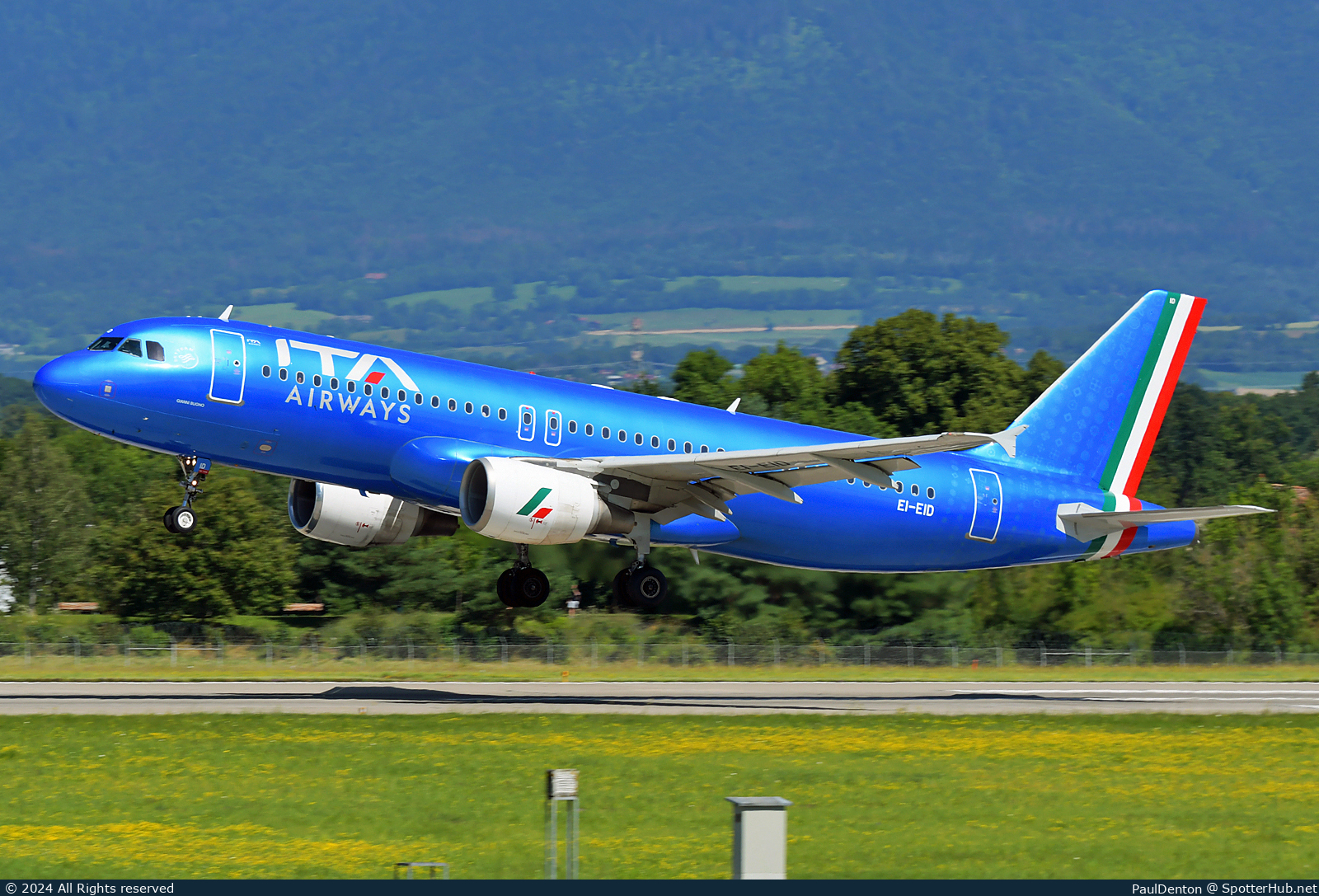 Photo of EI-EID - Airbus A320-216 operated by ITA Airways