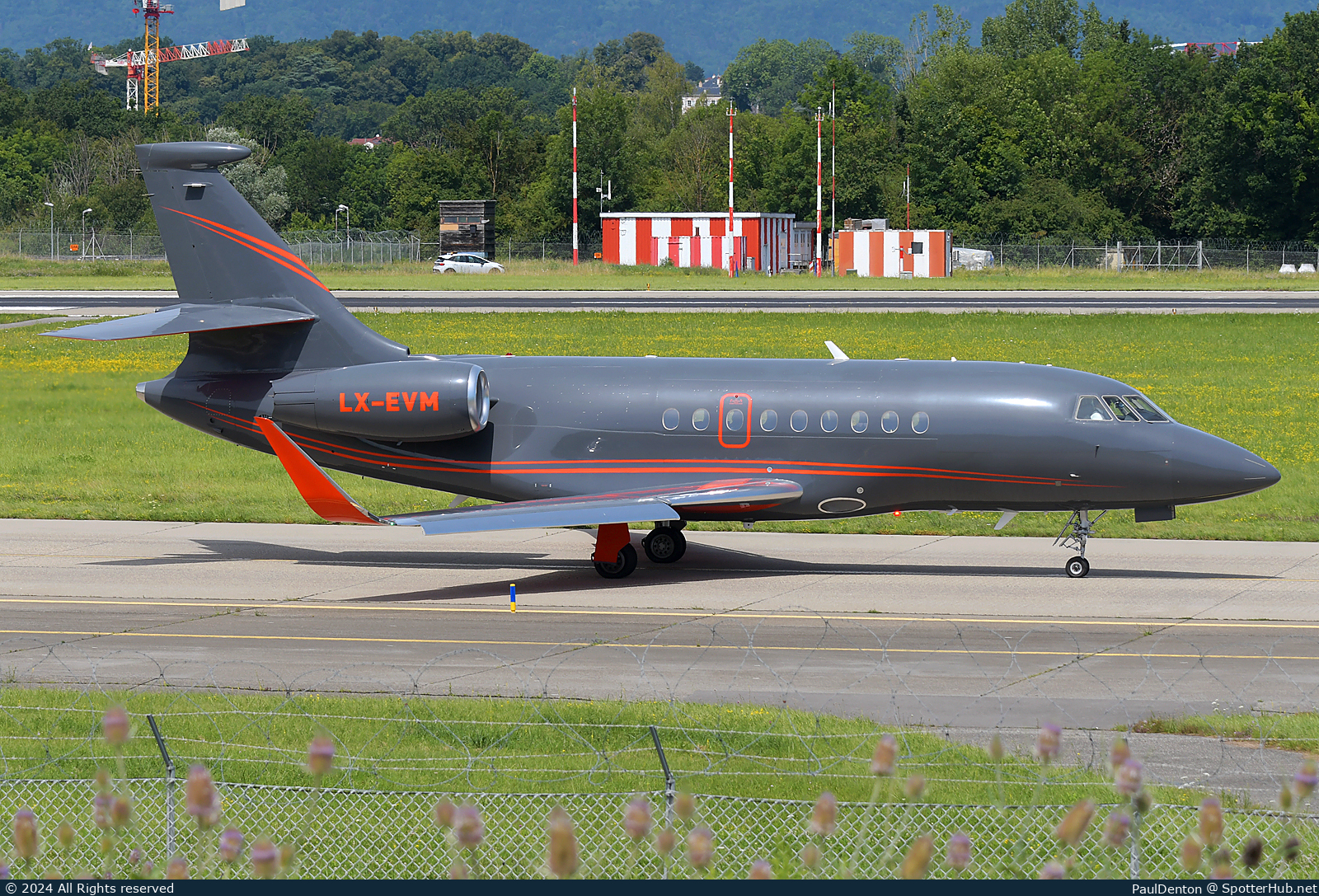 Photo of LX-EVM - Dassault Falcon 2000LX operated by Global Jet Luxembourg