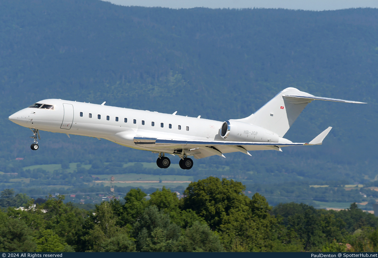 Photo of HB-JGF - Bombardier Global Express operated by Haute Aviation