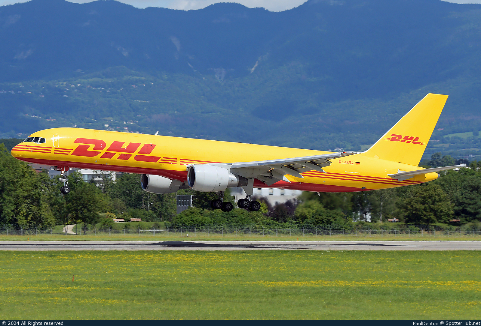 Photo of D-ALEQ - Boeing 757-2Q8(PCF) operated by European Air Transport