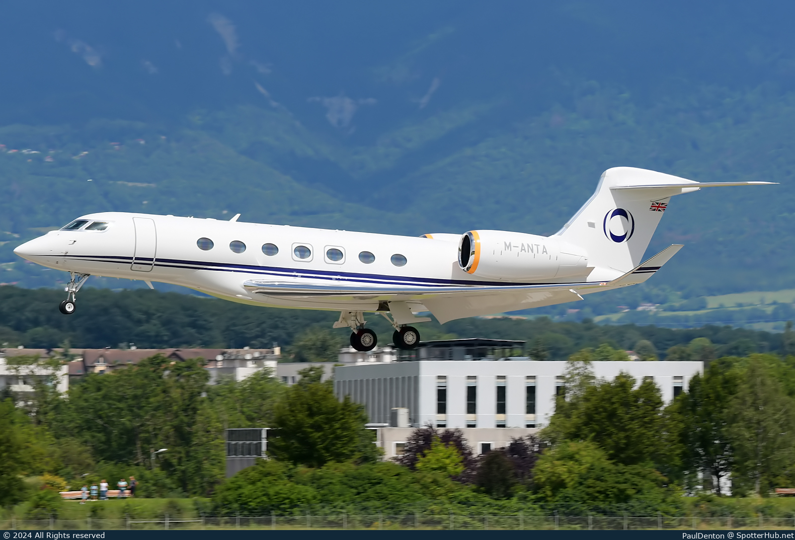 Photo of M-ANTA - Gulfstream G600 operated by Hampshire Aviation
