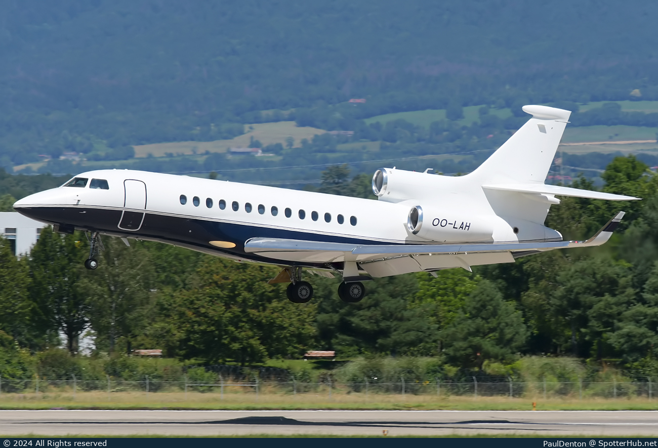Photo of OO-LAH - Dassault Falcon 7X operated by Luxaviation Belgium