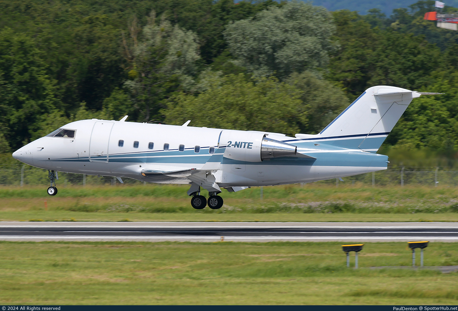 Photo of 2-NITE - Bombardier Challenger 604 operated by Volare Aviation