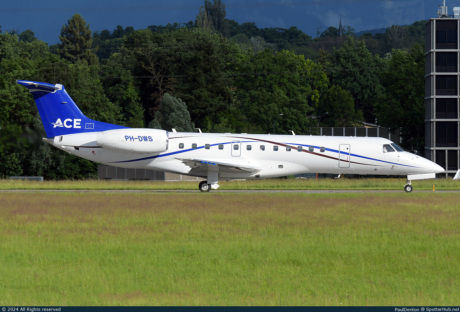 Photo of PH-DWS - Embraer ERJ-135LR operated by Air Charters Europe