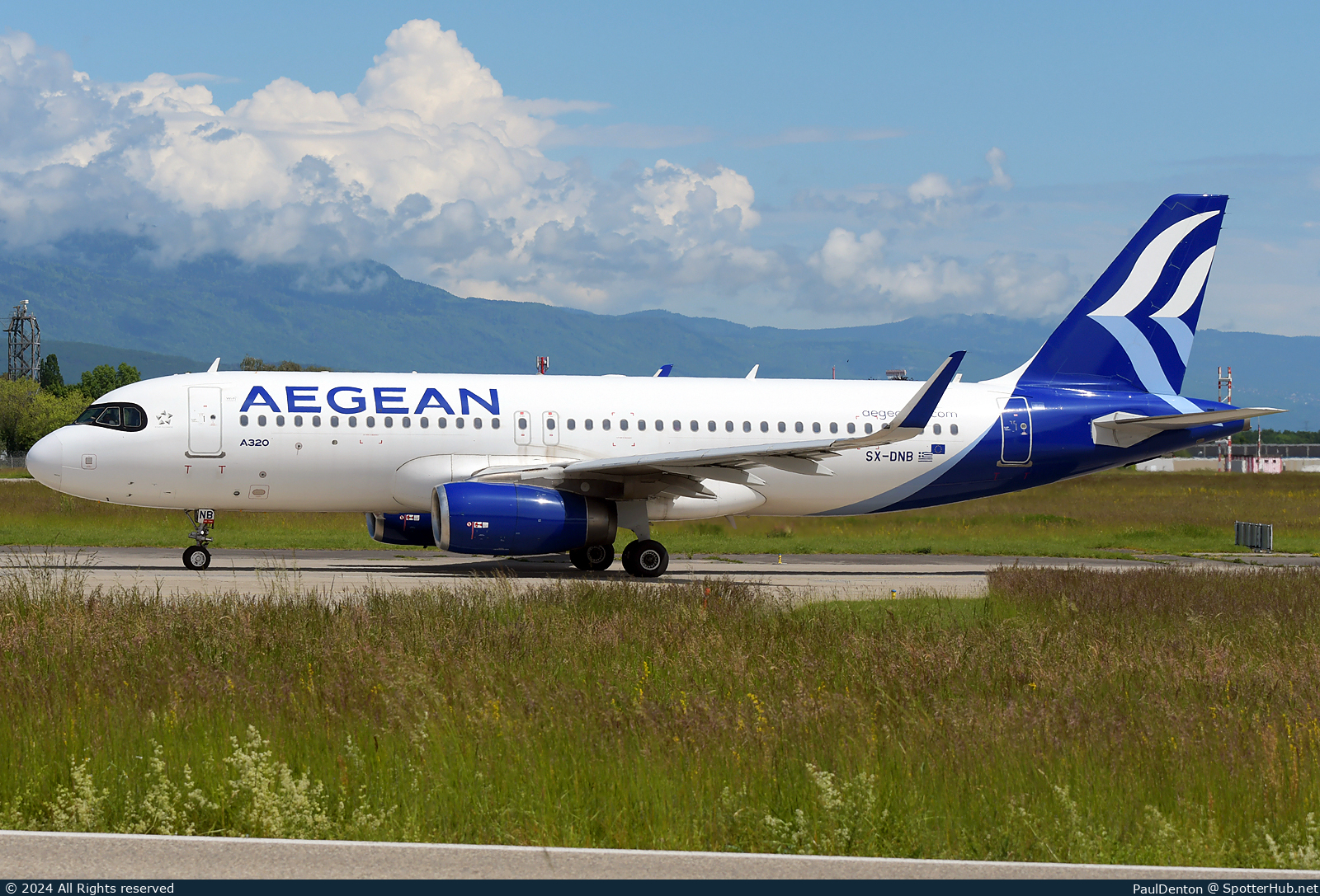 Photo of SX-DNB - Airbus A320-232 operated by Aegean Airlines