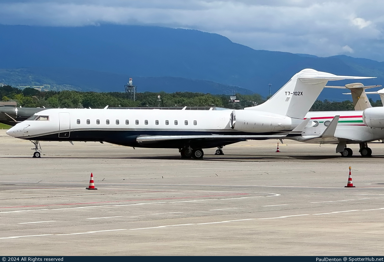 Photo of T7-102X - Bombardier Global 6000 operated by Government of Venezuela