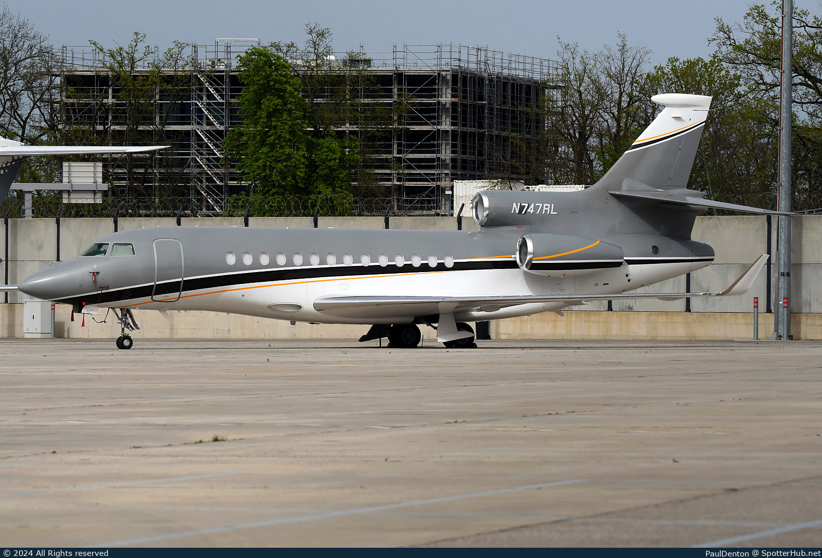 Photo of N747RL - Dassault Falcon 7X operated by Lewis Aeronautical