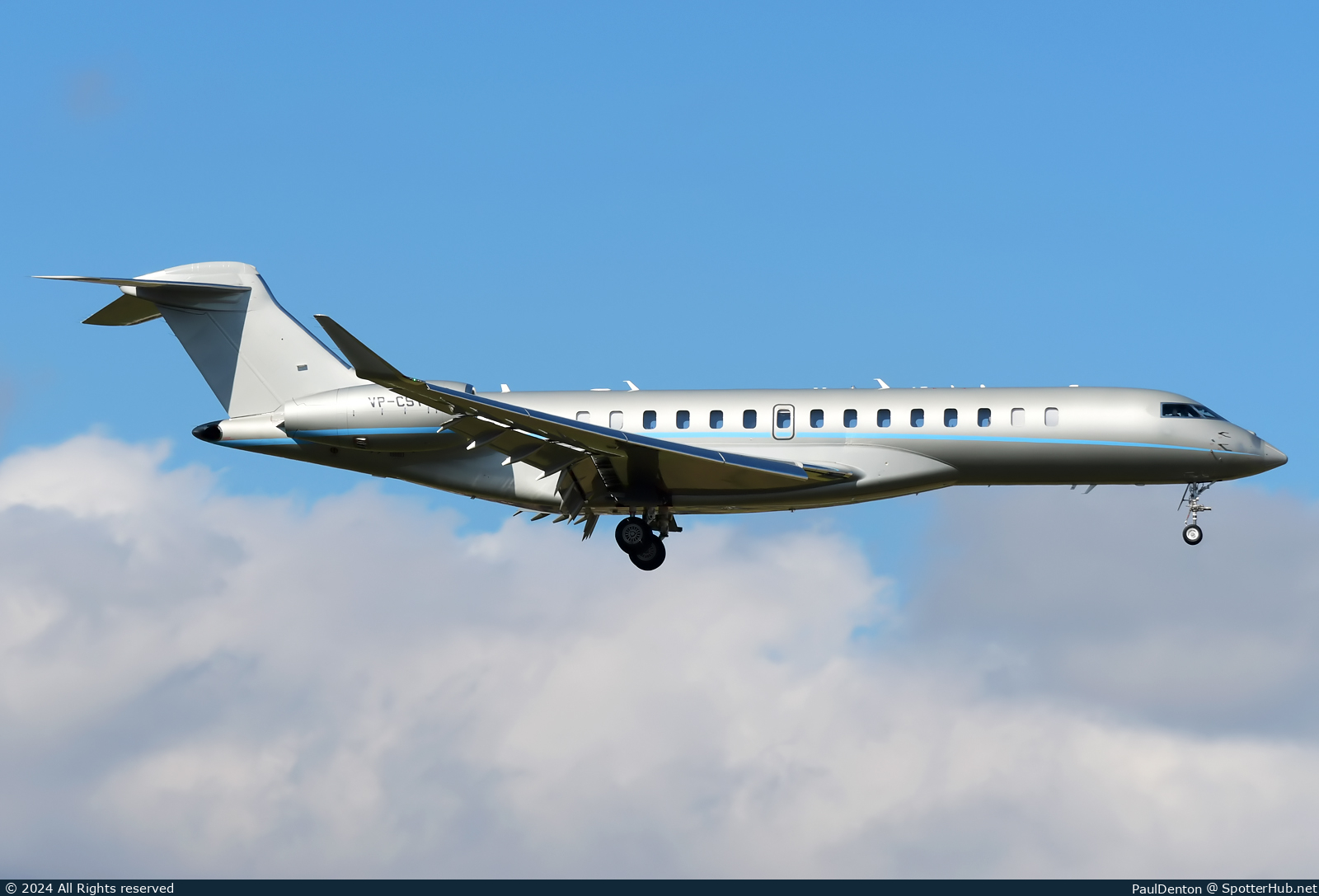 Photo of VP-CSY - Bombardier Global 7500 operated by Phenix Jet Cayman