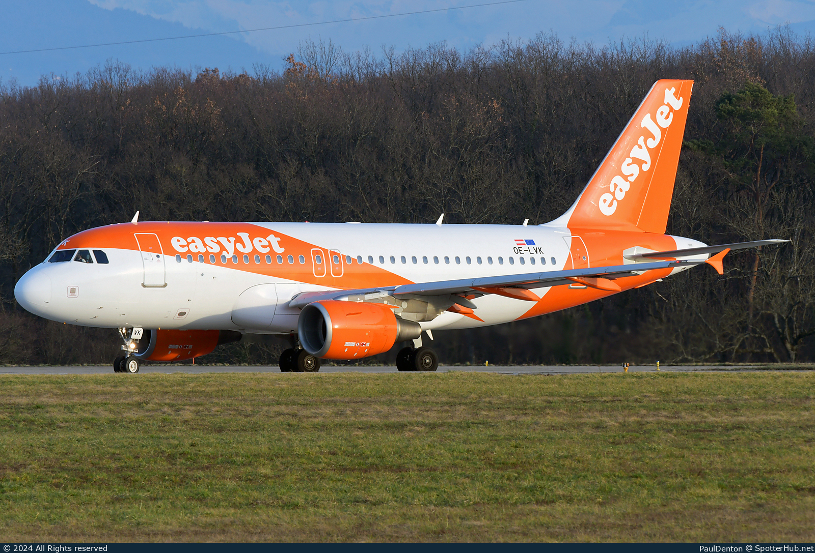 Photo of OE-LVK - Airbus A319-111 operated by easyJet Europe