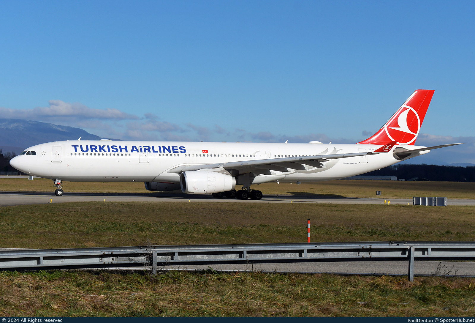 Photo of TC-LOD - Airbus A330-343 operated by Turkish Airlines