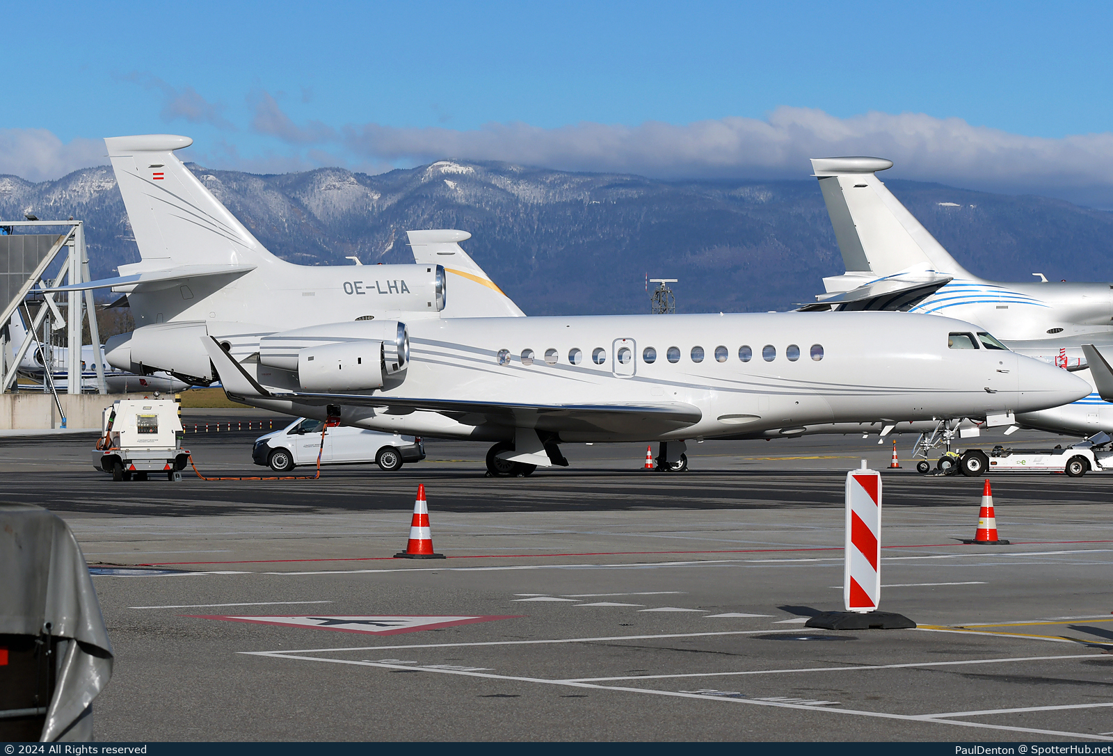 Photo of OE-LHA - Dassault Falcon 7X operated by Sparfell Luftfahrt
