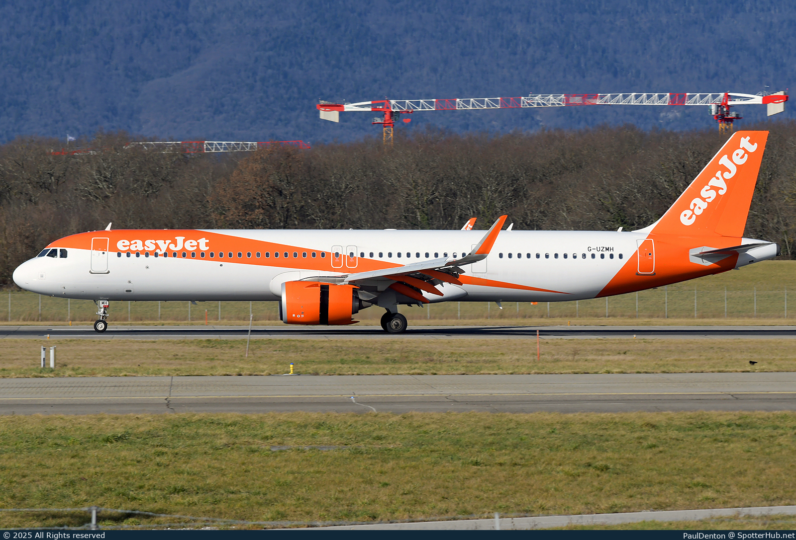 Photo of G-UZMH - Airbus A321-251NX operated by easyJet