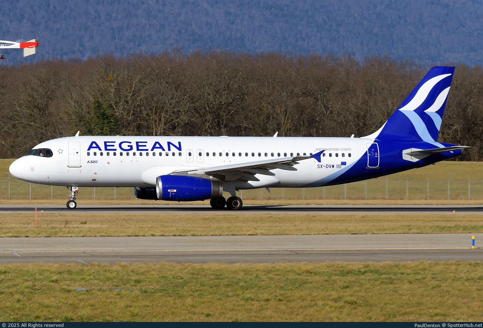 Photo of SX-DVW - Airbus A320-232 operated by Aegean Airlines