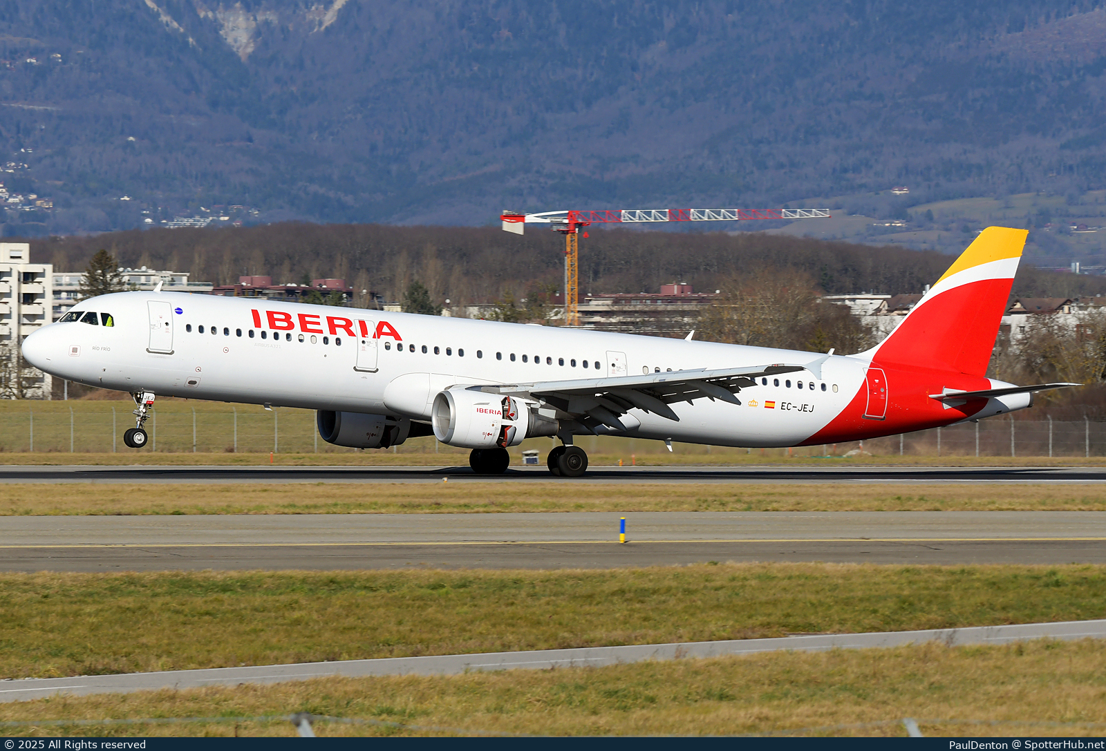 Photo of EC-JEJ - Airbus A321-213 operated by Iberia
