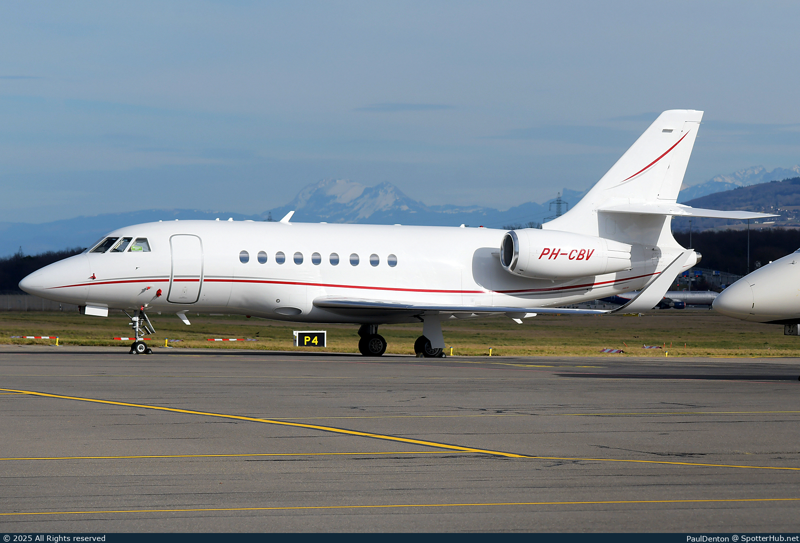 Photo of PH-CBV - Dassault Falcon 2000LXS operated by Cartier