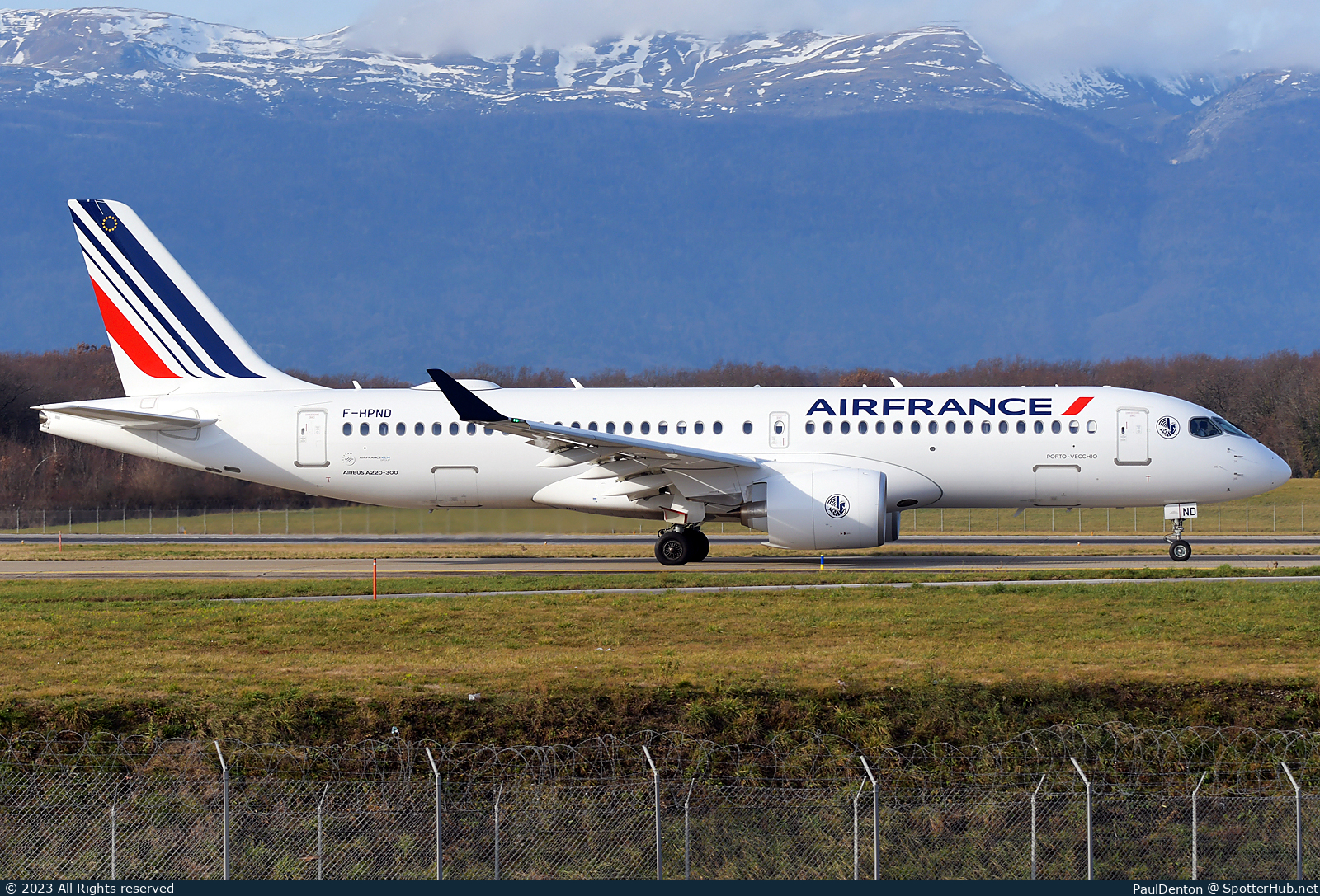 Photo of F-HPND - Airbus A220-300 operated by Air France