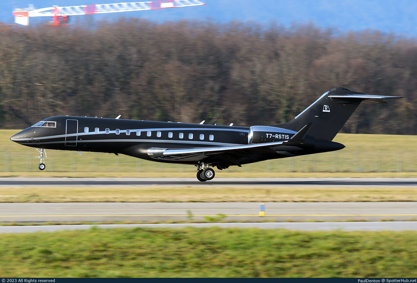 Photo of T7-RSTIS - Bombardier Global Express operated by Private