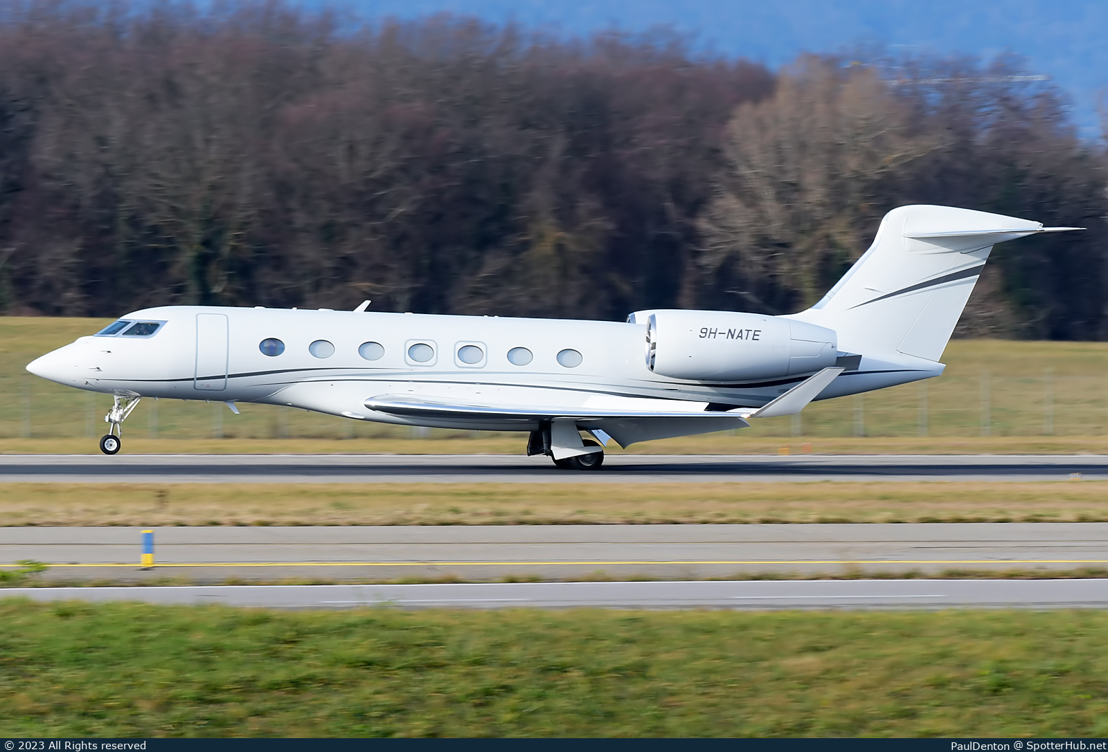 Photo of 9H-NATE - Gulfstream G500 operated by Sparfell Malta