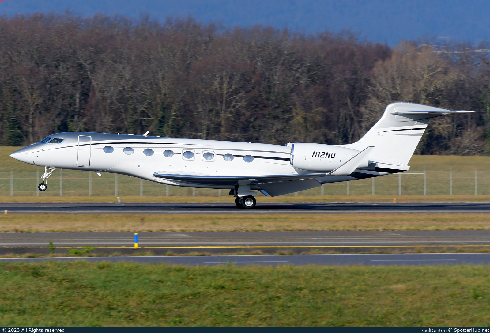Photo of N12NU - Gulfstream G650ER operated by Nubank