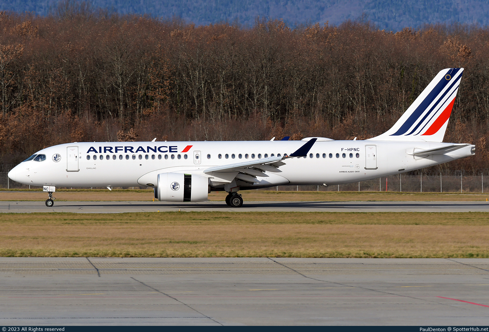 Photo of F-HPNC - Airbus A220-300 operated by Air France