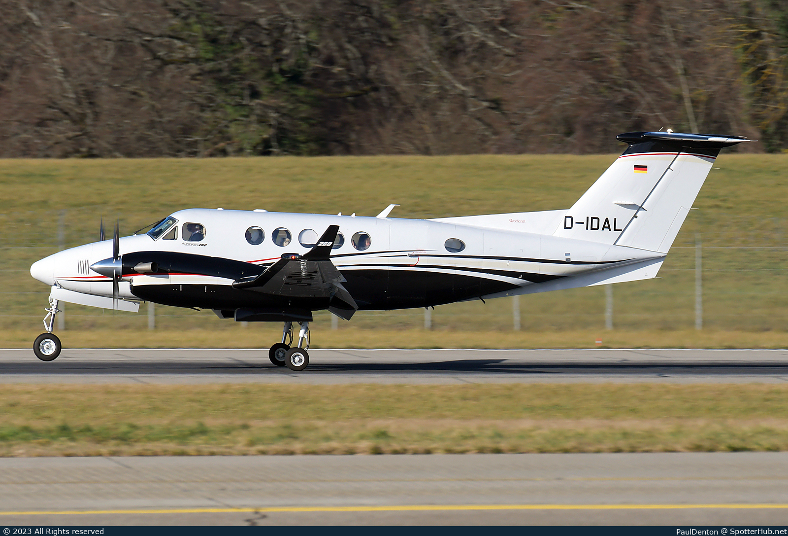 Photo of D-IDAL - Beechcraft B200GT Super King Air 260 operated by ProAir Aviation