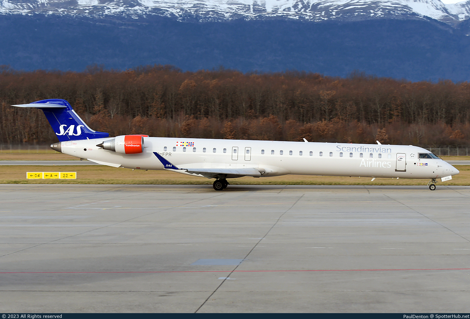 Photo of EI-FPR - Bombardier CRJ-900LR operated by SAS Scandinavian Airlines (opb CityJet)