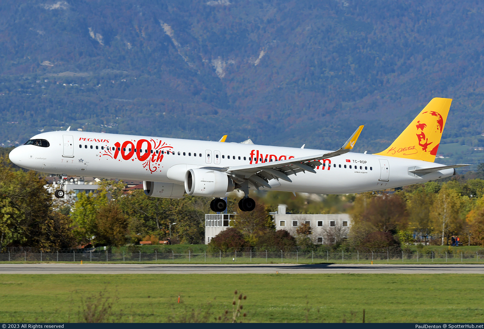 Photo of TC-RDP - Airbus A321-251NX operated by Pegasus Airlines