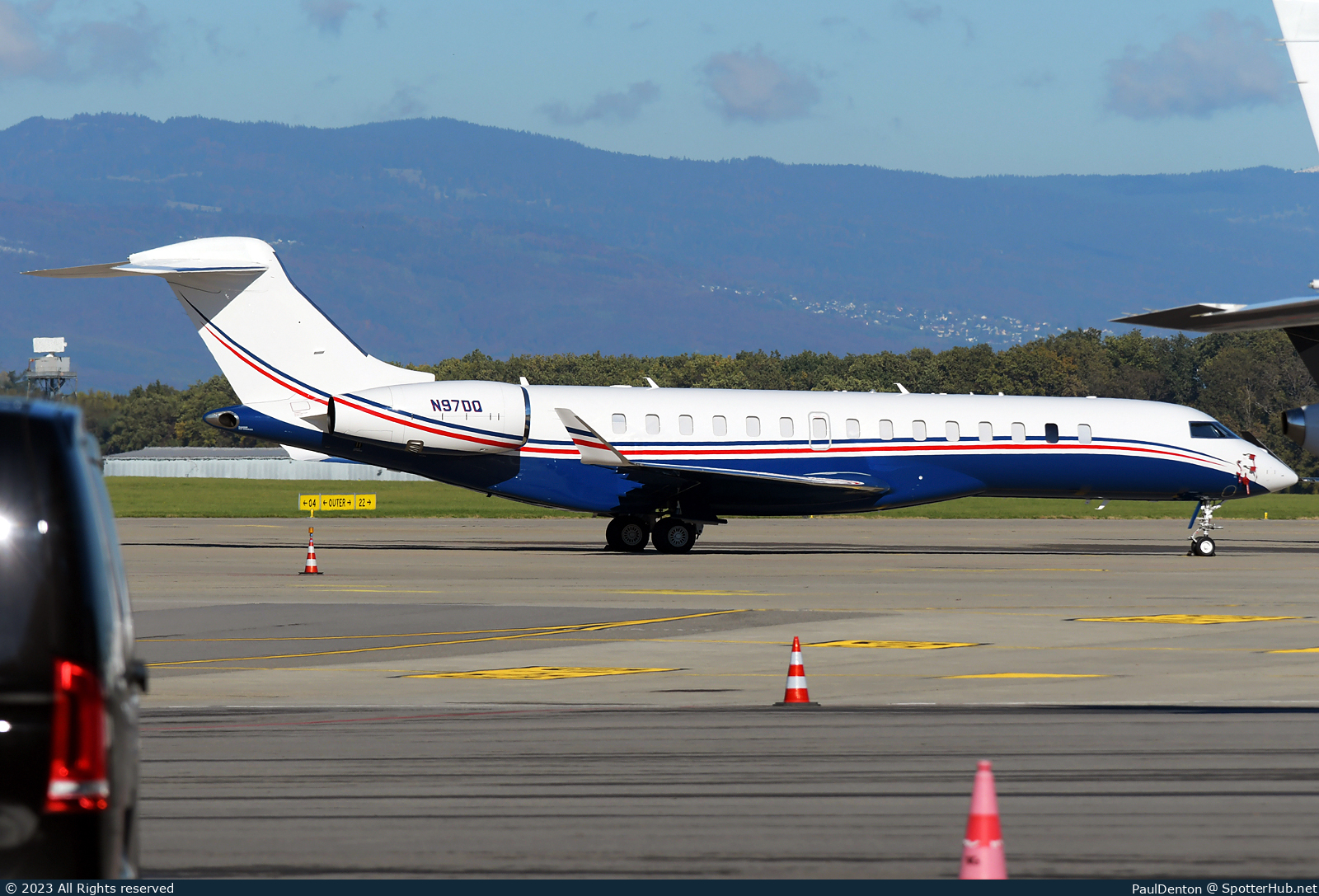 Photo of N97DQ - Bombardier Global 7500 operated by Private